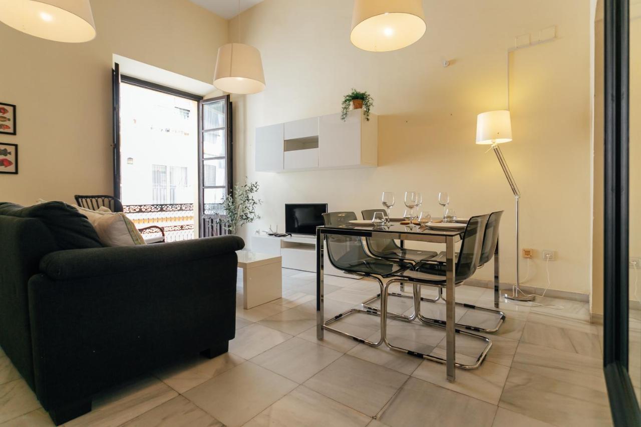 Alohamundi San Vicente Apartment Seville Exterior photo